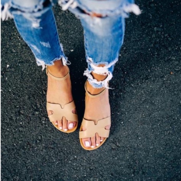 Gladiator Sandal - Picture 2 of 3